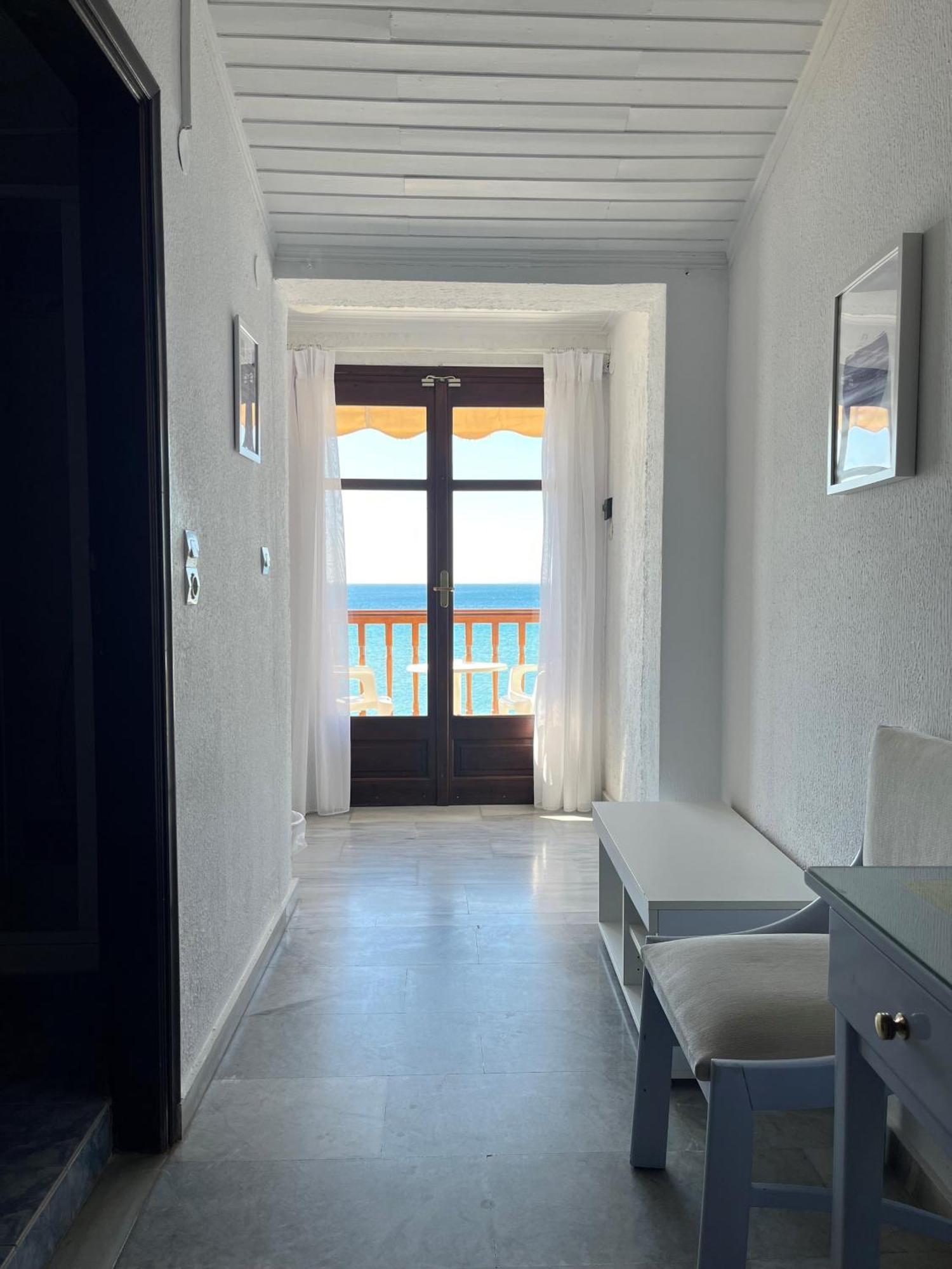 Hotel Potokaki Beachfront 2*